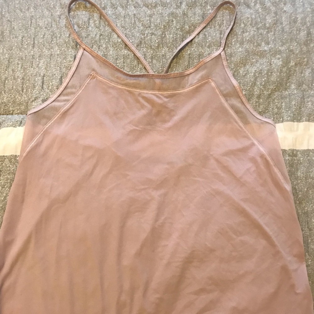 Fresh in Mesh Lululemon Pink Size 2 Tank